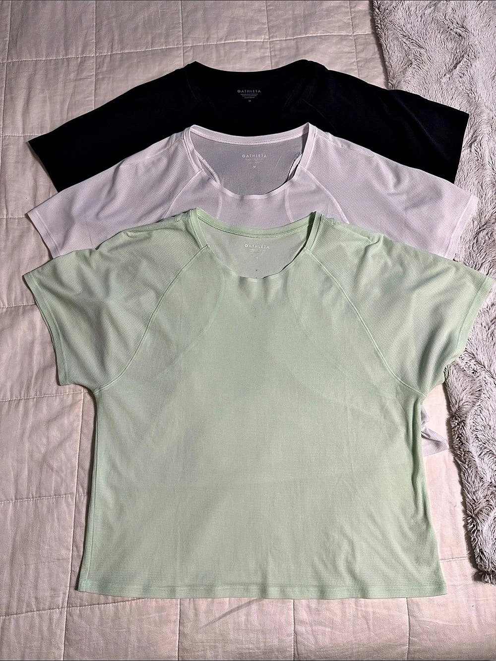 Athleta Grid Knit Tee Short Sleeve Tops White, Lime Green & Black size Medium